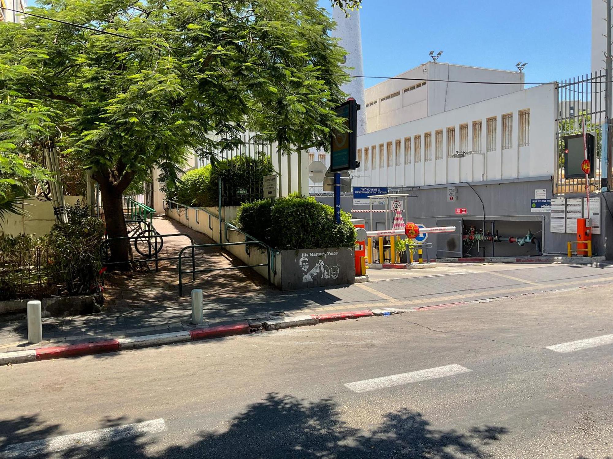 Meir Dizengoff Residence With Shelter Tel Aviv Exterior photo
